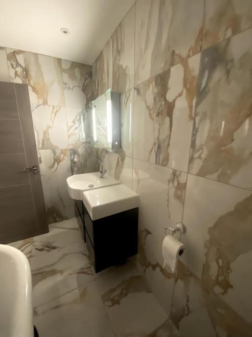 Apartamento Golders Green Luxury Flat *